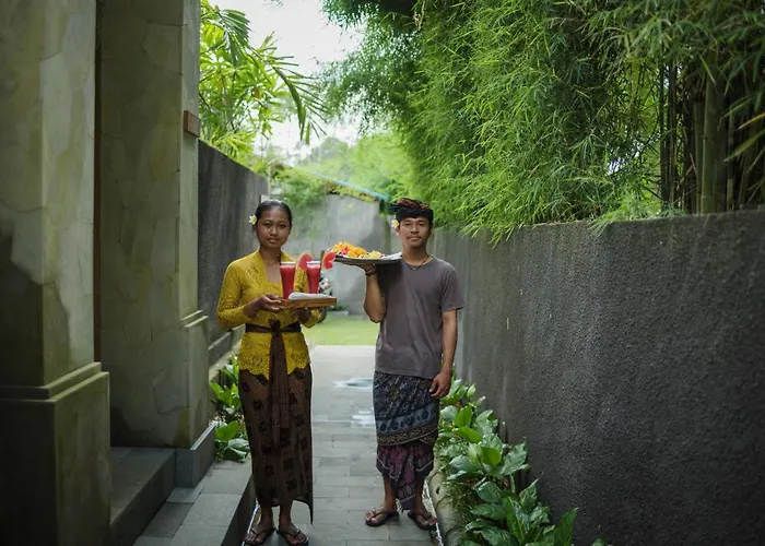 ゲストハウス Sawitri Anandhita Luxury
