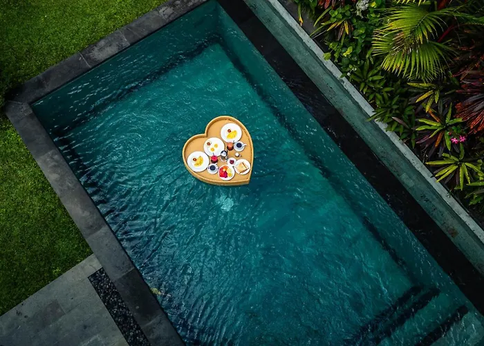 Sawitri Anandhita Luxury ゲストハウス 4*