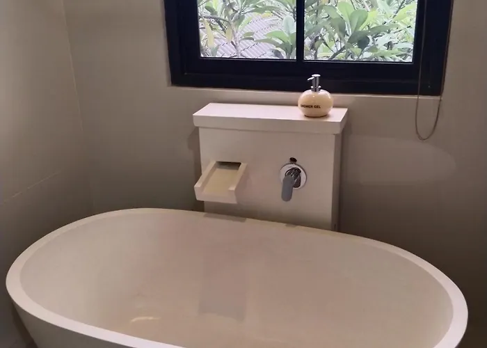 Sawitri Anandhita Luxury ゲストハウス 4*